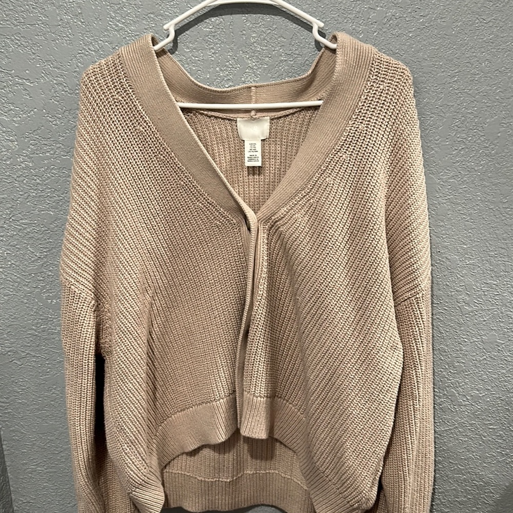 H&M Long sleeve cream color cardigan sweater size:XXL 60%Cotton,40% Acrylic